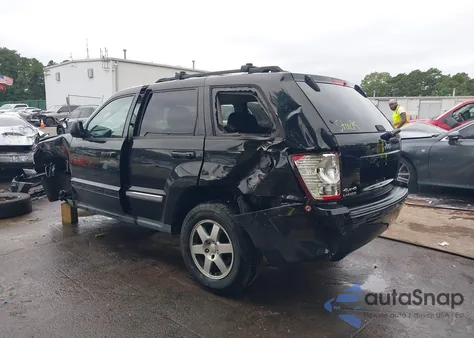2010 Jeep Grand Cherokee Laredo z USA, uszkodzony, nr VIN 1J4PR4GK4AC106450